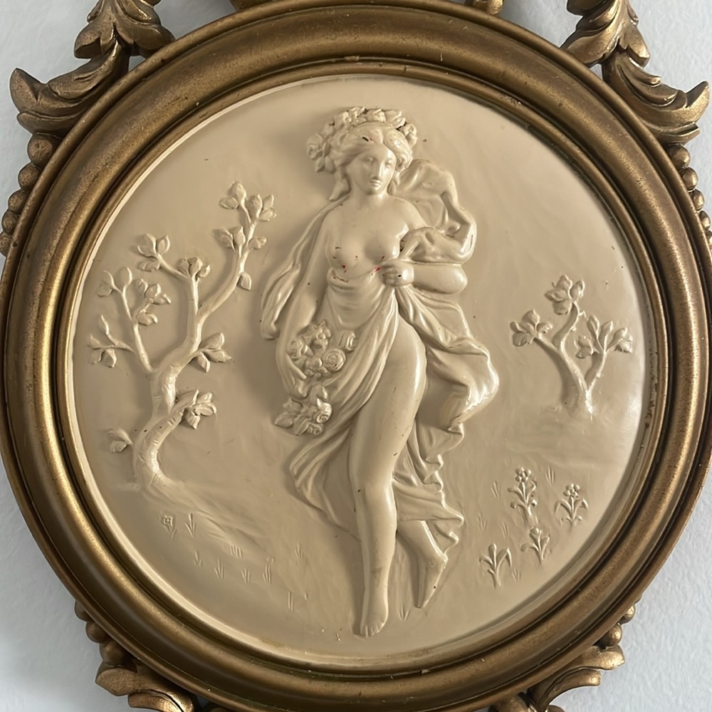 Pair Vintage Cameo Wall Plaques Baroque Female/Goddess Images USA - Picture 3 of 10